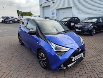2021 - 1.0 VVT-i X-Trend TSS 5dr