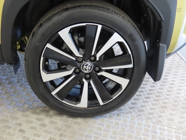 Used Toyota Yaris Cross 2022 for sale - 76276196: Photo 14