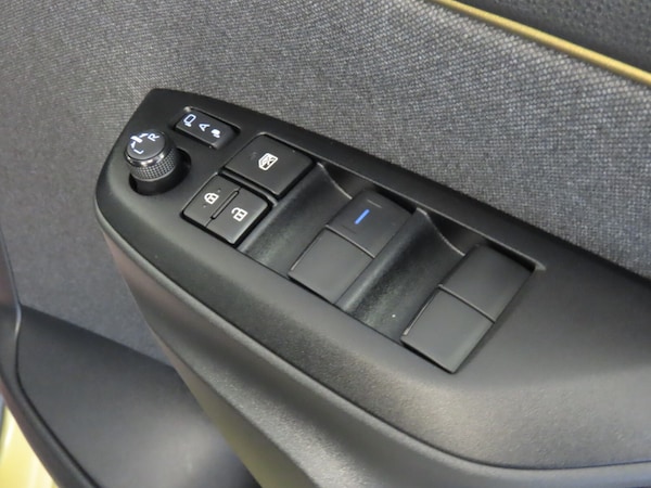 Used Toyota Yaris Cross 2022 for sale - 76276196: Photo 24