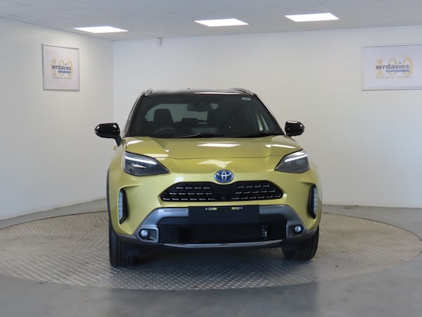 Used Toyota Yaris Cross 2022 for sale - 76276196: Photo 2