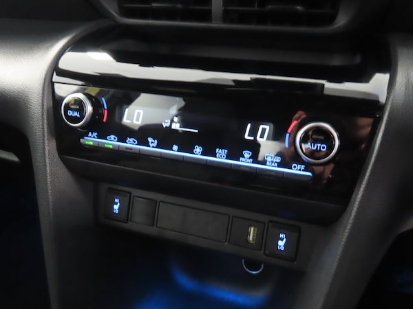 Used Toyota Yaris Cross 2022 for sale - 76276196: Photo 37