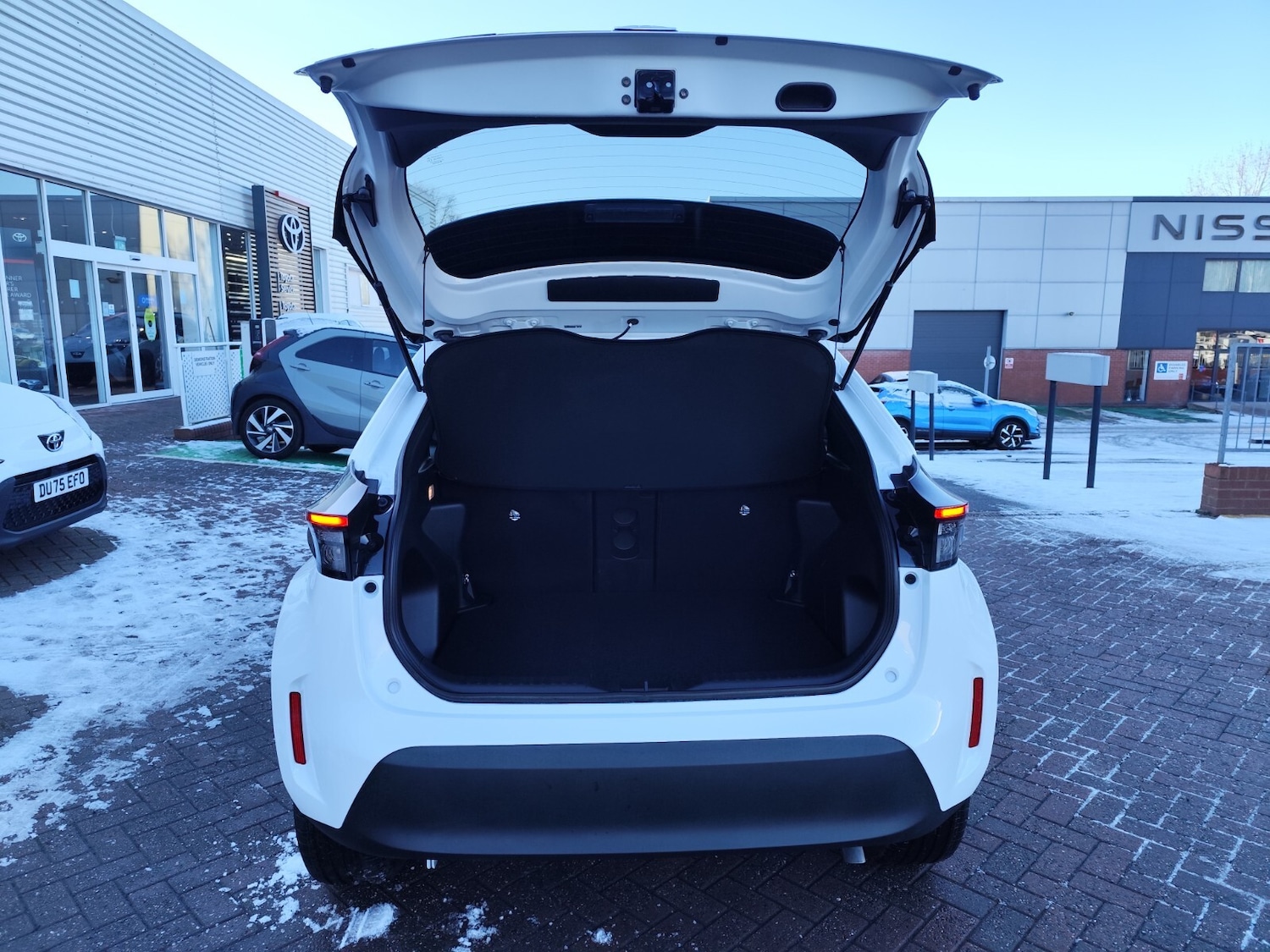 Used Toyota Yaris Cross 2025 for sale - 77079218: Photo 5