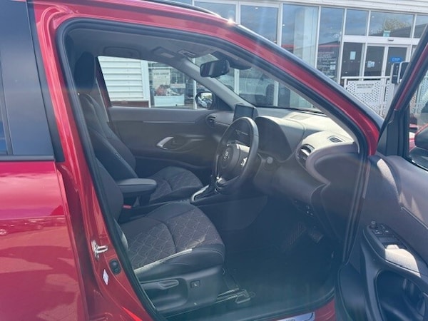 Used Toyota Yaris Cross 2023 for sale - 76276324: Photo 13
