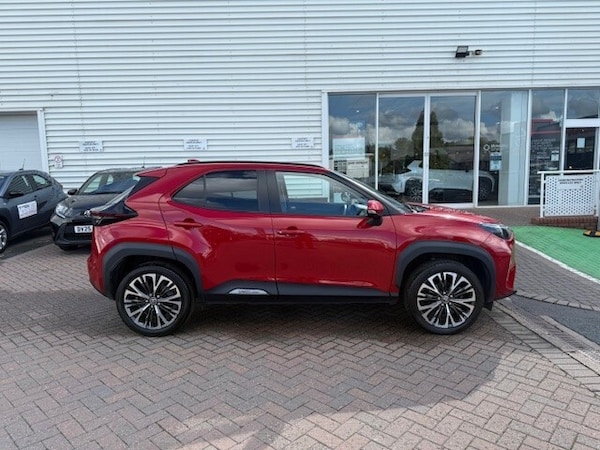 Used Toyota Yaris Cross 2023 for sale - 76276324: Photo 3
