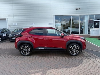 Used Toyota Yaris Cross 2023 for sale - 76276324: Photo 3