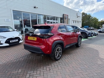 Used Toyota Yaris Cross 2023 for sale - 76276324: Photo 4
