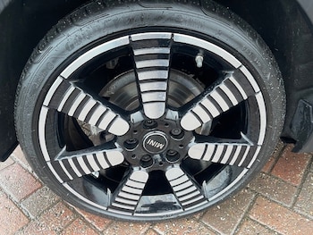 Used MINI Hatch 2021 for sale - 77499748: Photo