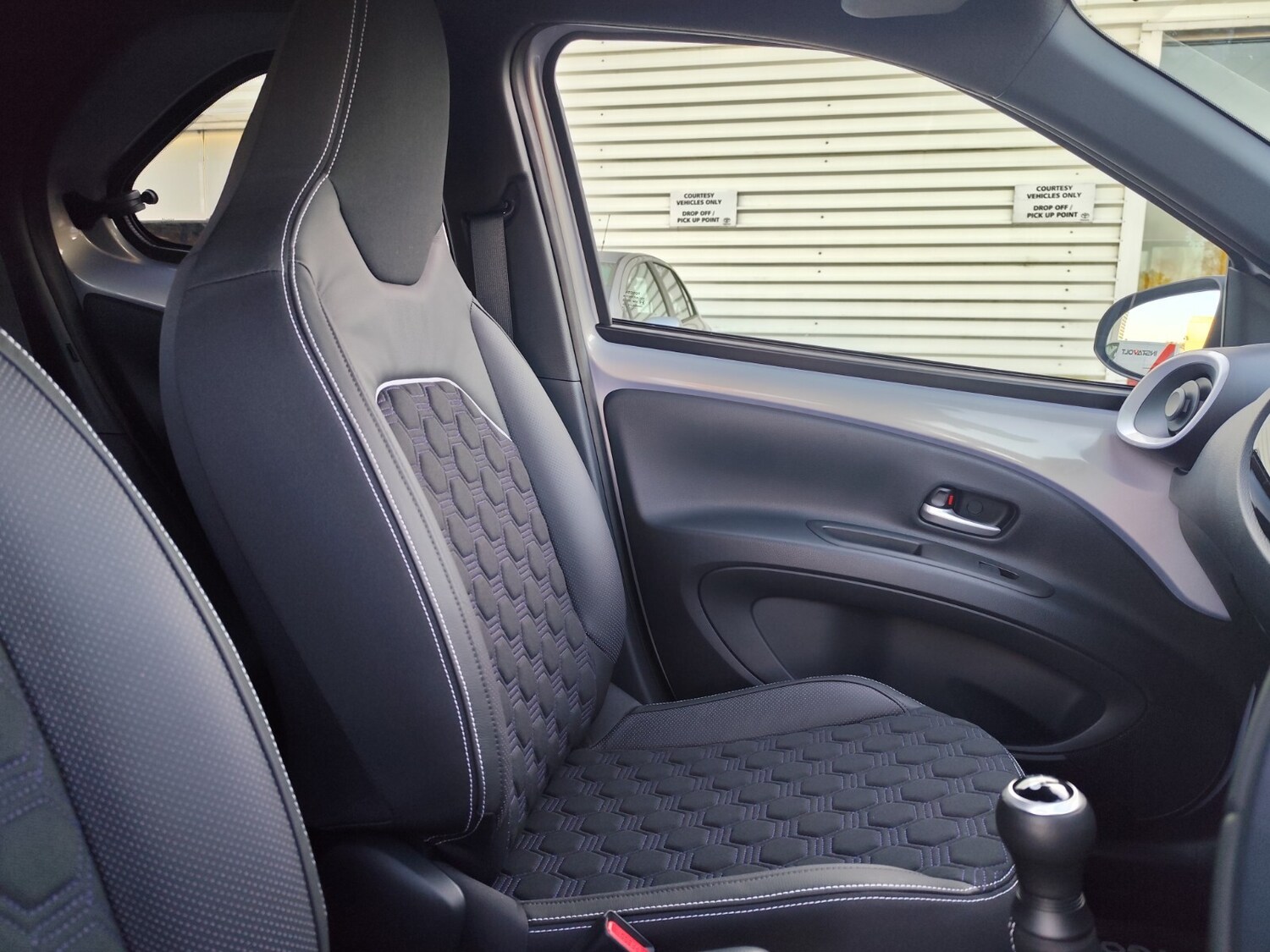 Used Toyota Aygo X 2025 for sale - 77232278: Photo 31