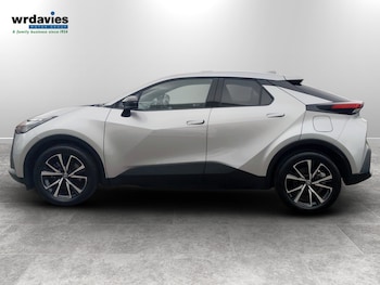 Used Toyota C-HR 2024 for sale - 78270226: Photo