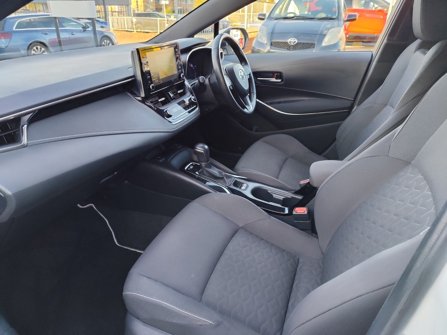 Used Toyota Corolla 2019 for sale - 76332289: Photo 11