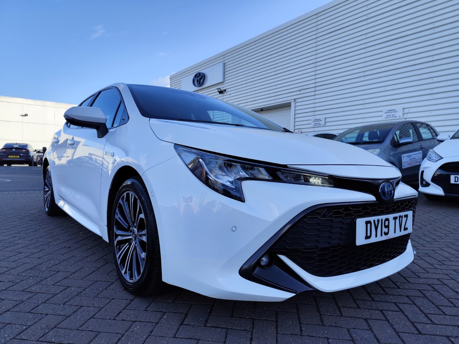 Used Toyota Corolla 2019 for sale - 76332289: Photo 32
