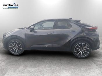 Used Toyota C-HR 2025 for sale - 79431581: Photo