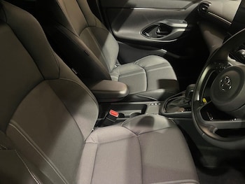 Used Toyota Yaris Cross undefined for sale - 76622215: Photo