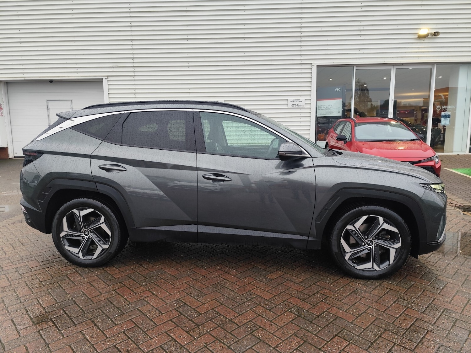 Used Hyundai TUCSON 2021 for sale - 76556808: Photo 2