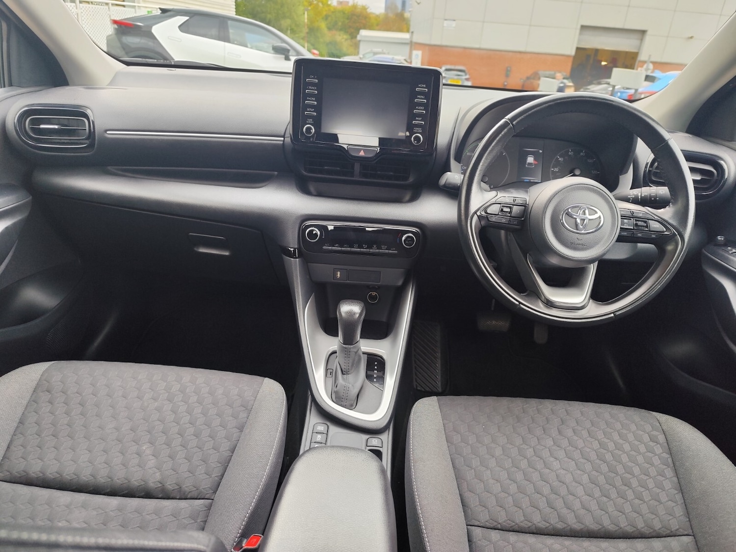 Used Toyota Yaris 2022 for sale - 78055189: Photo 14