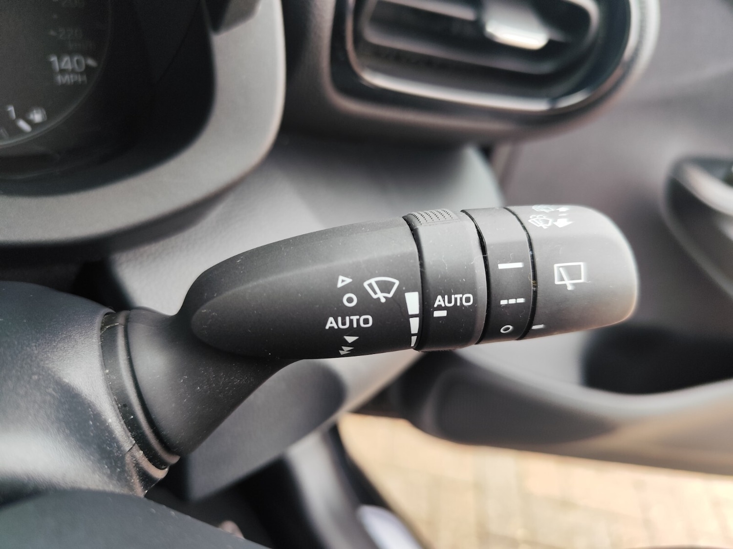 Used Toyota Yaris 2022 for sale - 78055189: Photo 18