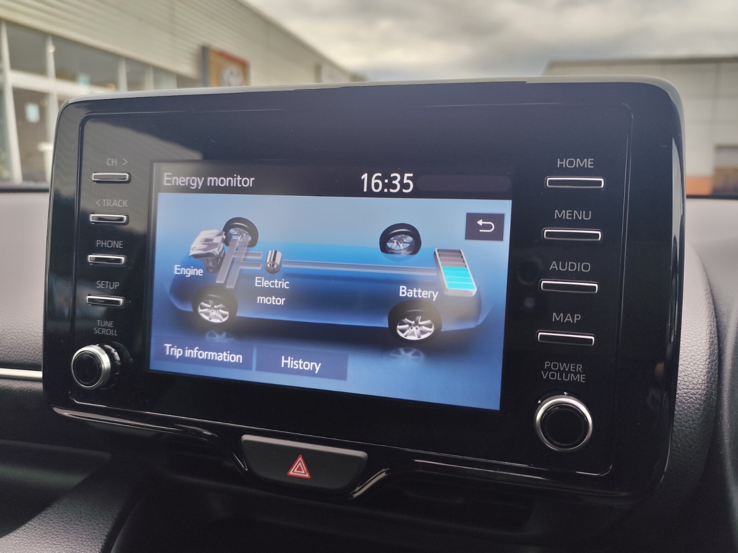 Used Toyota Yaris 2022 for sale - 78055189: Photo 22