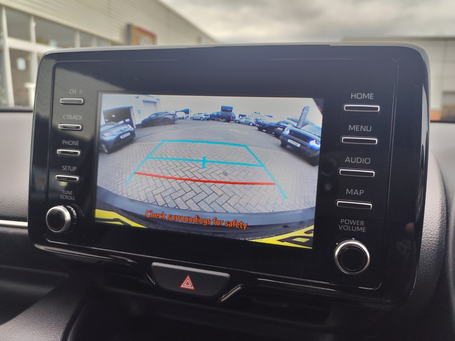 Used Toyota Yaris 2022 for sale - 78055189: Photo 24