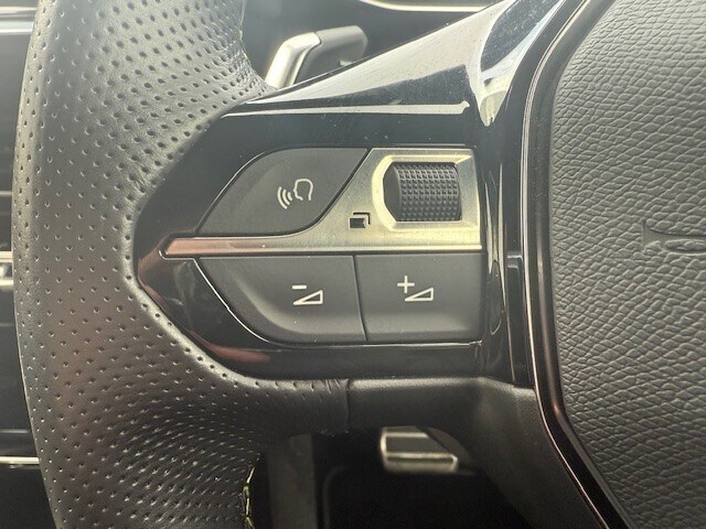 Used Peugeot 2008 2021 for sale - 76276238: Photo 18