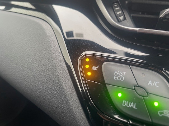 Used Toyota C-HR 2023 for sale - 76302406: Photo 22