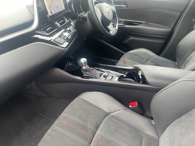 Used Toyota C-HR 2023 for sale - 76302406: Photo 30