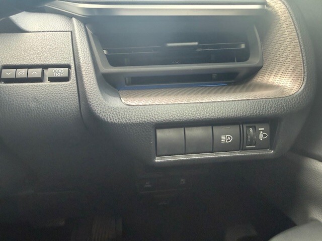 Used Toyota Prius 2024 for sale - 76901339: Photo 21