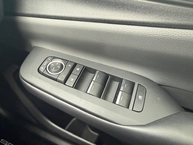 Used Toyota Prius 2024 for sale - 76901339: Photo 22