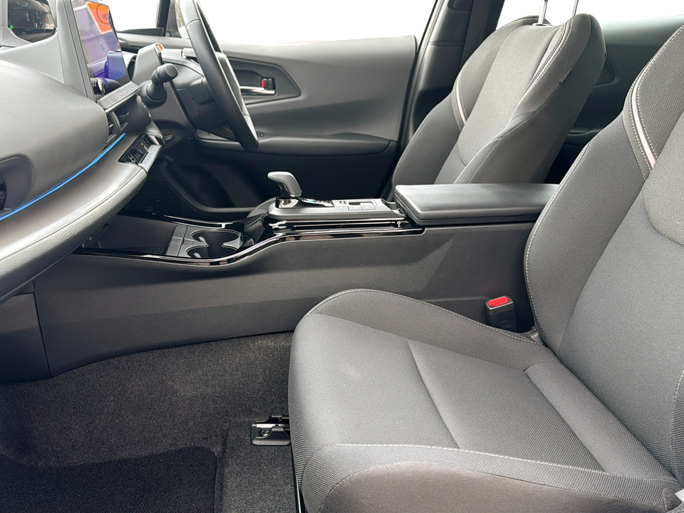 Used Toyota Prius 2024 for sale - 76901339: Photo 33