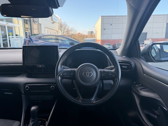 Used Toyota Yaris 2024 for sale - 76984160: Photo 16