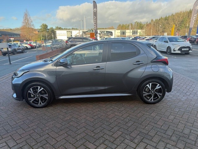 Used Toyota Yaris 2024 for sale - 76984160: Photo 9