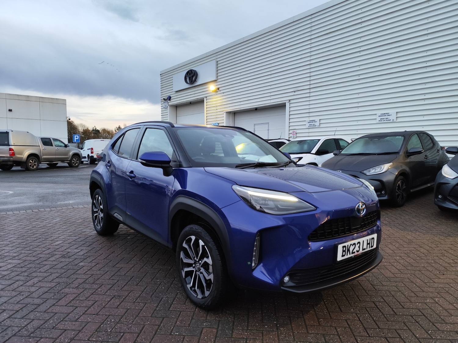 Used Toyota Yaris Cross 2023 for sale - 76668179: Photo 1