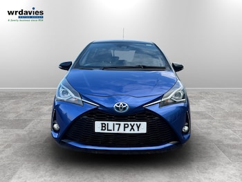 Used Toyota Yaris 2017 for sale - 77795124: Photo