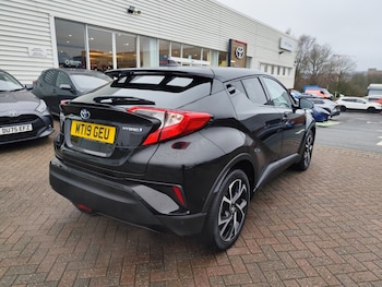 Used Toyota C-HR 2019 for sale - 76999441: Photo