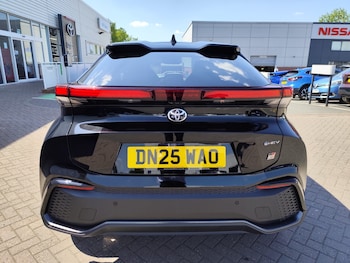 Used Toyota C-HR 2025 for sale - 75469094: Photo