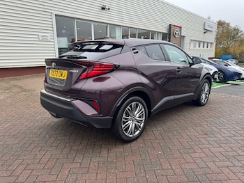 Used Toyota C-HR 2022 for sale - 76494083: Photo