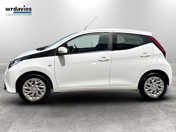 Used Toyota AYGO 2020 for sale - 78596360: Photo