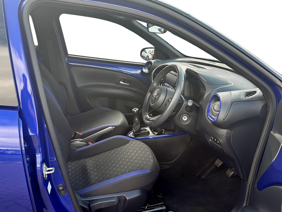 Used Toyota Aygo X 2023 for sale - 78133608: Photo 18