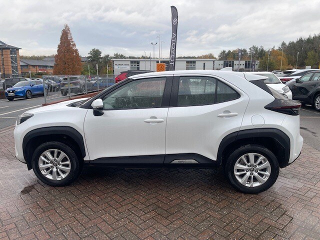 Used Toyota Yaris Cross 2023 for sale - 76428275: Photo 12