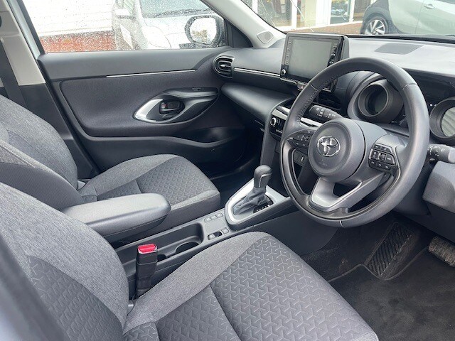 Used Toyota Yaris Cross 2023 for sale - 76428275: Photo 15