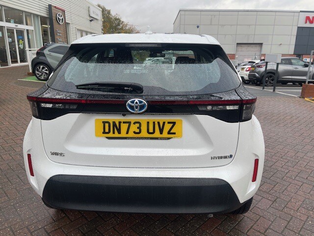 Used Toyota Yaris Cross 2023 for sale - 76428275: Photo 2