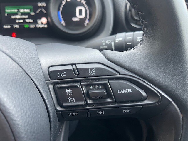 Used Toyota Yaris Cross 2023 for sale - 76428275: Photo 24