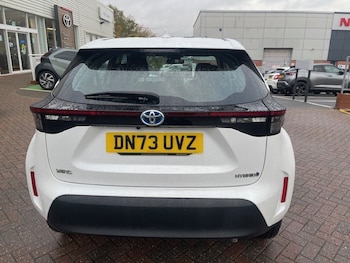 Used Toyota Yaris Cross 2023 for sale - 76428275: Photo