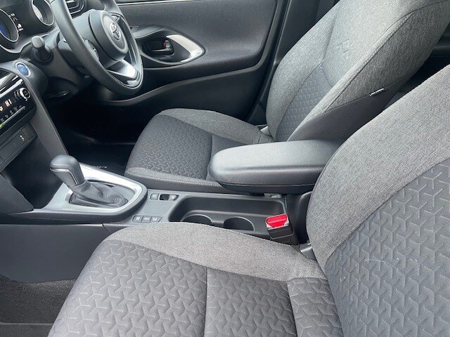 Used Toyota Yaris Cross 2023 for sale - 76428275: Photo 31