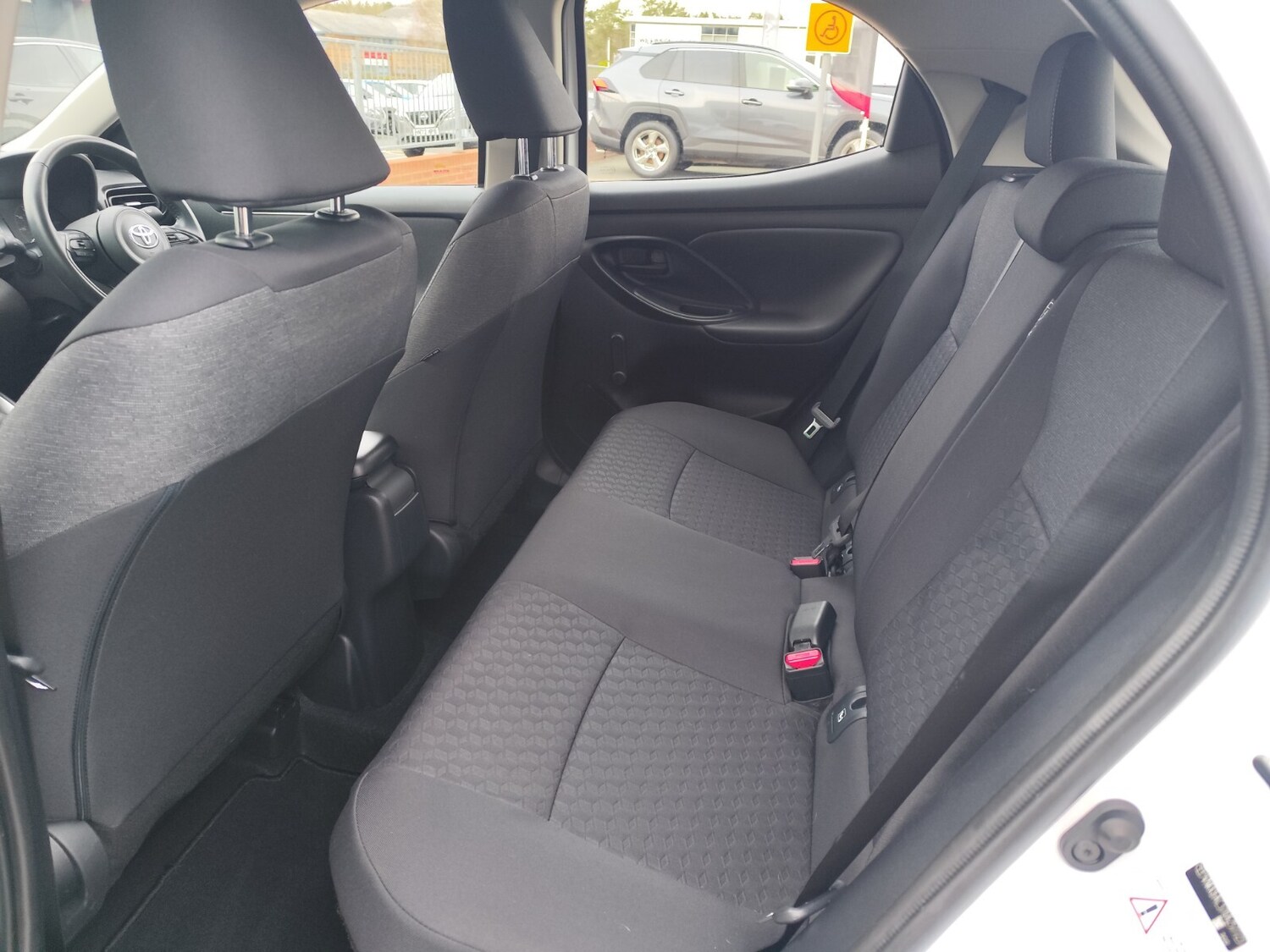 Used Toyota Yaris 2022 for sale - 77232266: Photo 13