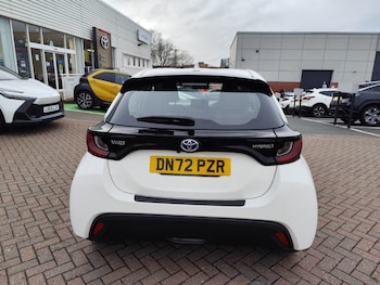 Used Toyota Yaris 2022 for sale - 77232266: Photo