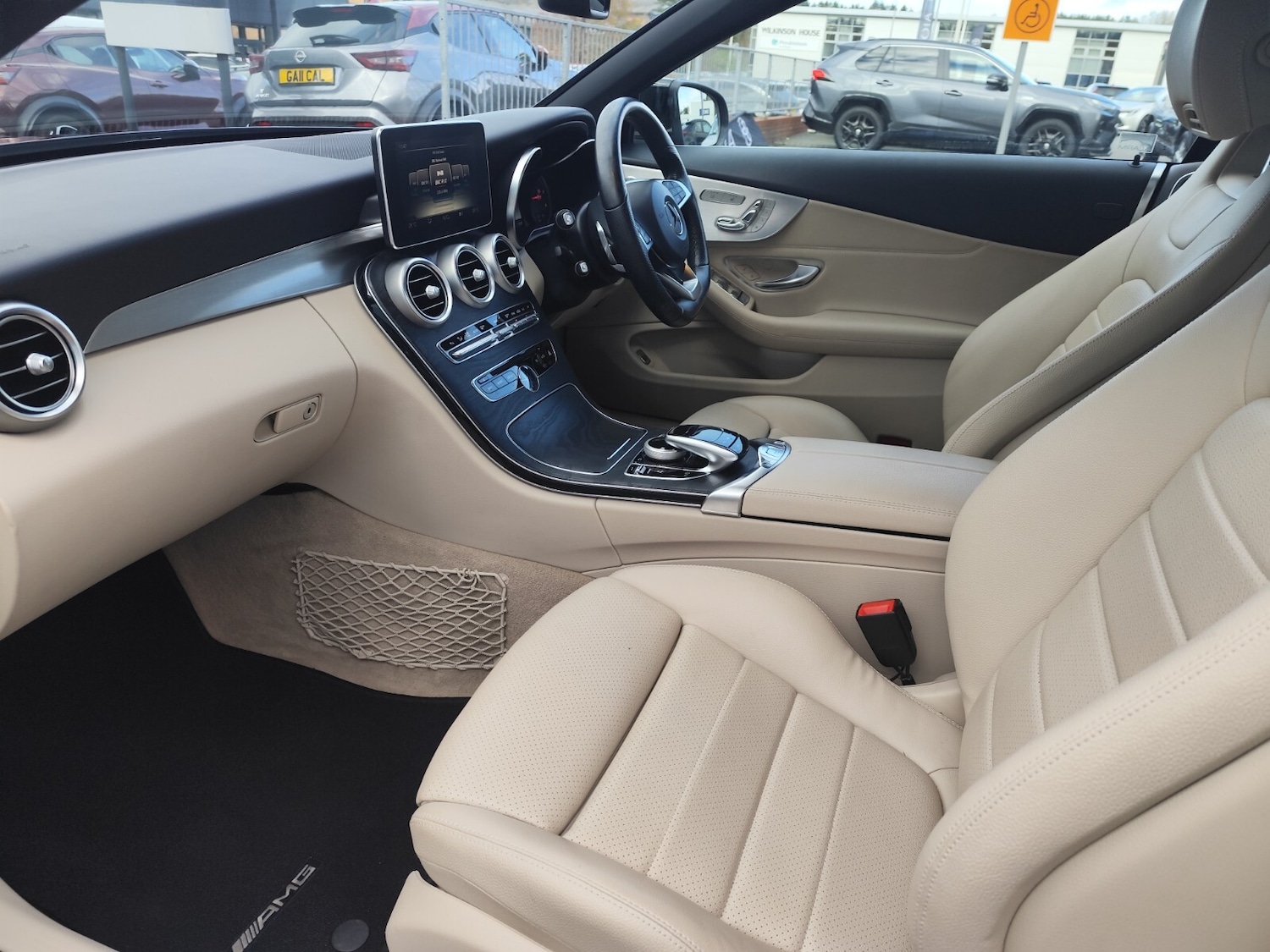 Used Mercedes-Benz C Class 2017 for sale - 76589908: Photo 11