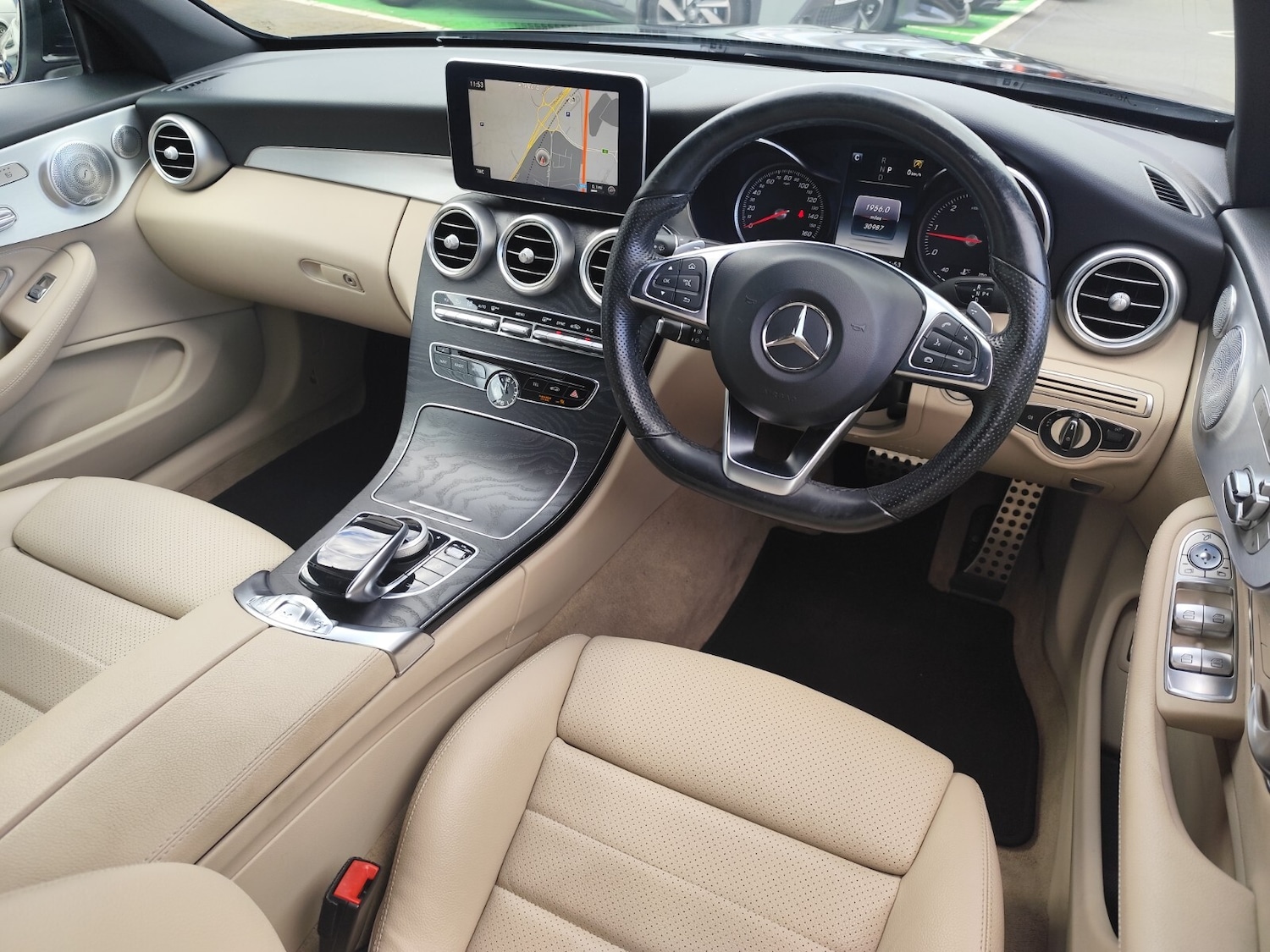 Used Mercedes-Benz C Class 2017 for sale - 76589908: Photo 14