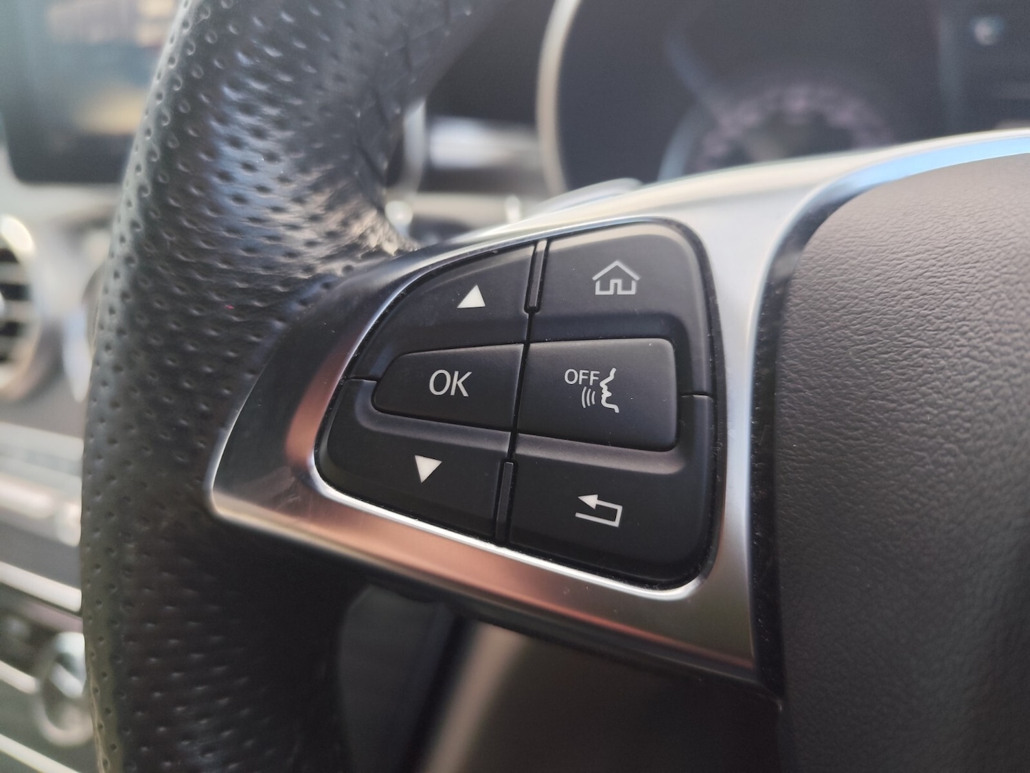 Used Mercedes-Benz C Class 2017 for sale - 76589908: Photo 16