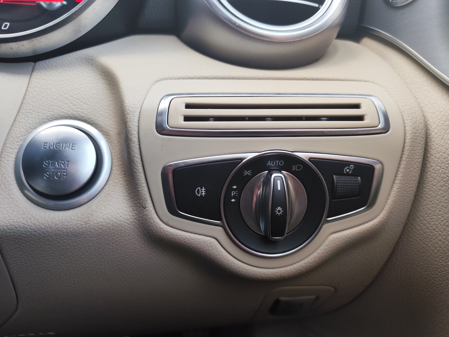 Used Mercedes-Benz C Class 2017 for sale - 76589908: Photo 21