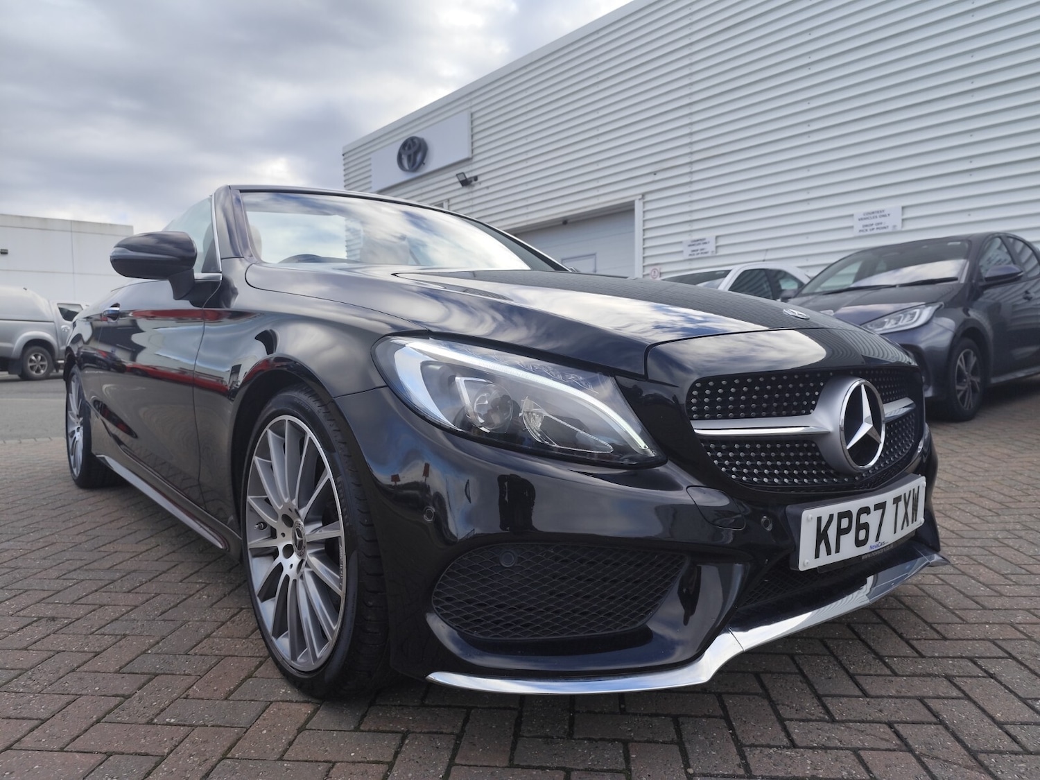 Used Mercedes-Benz C Class 2017 for sale - 76589908: Photo 41